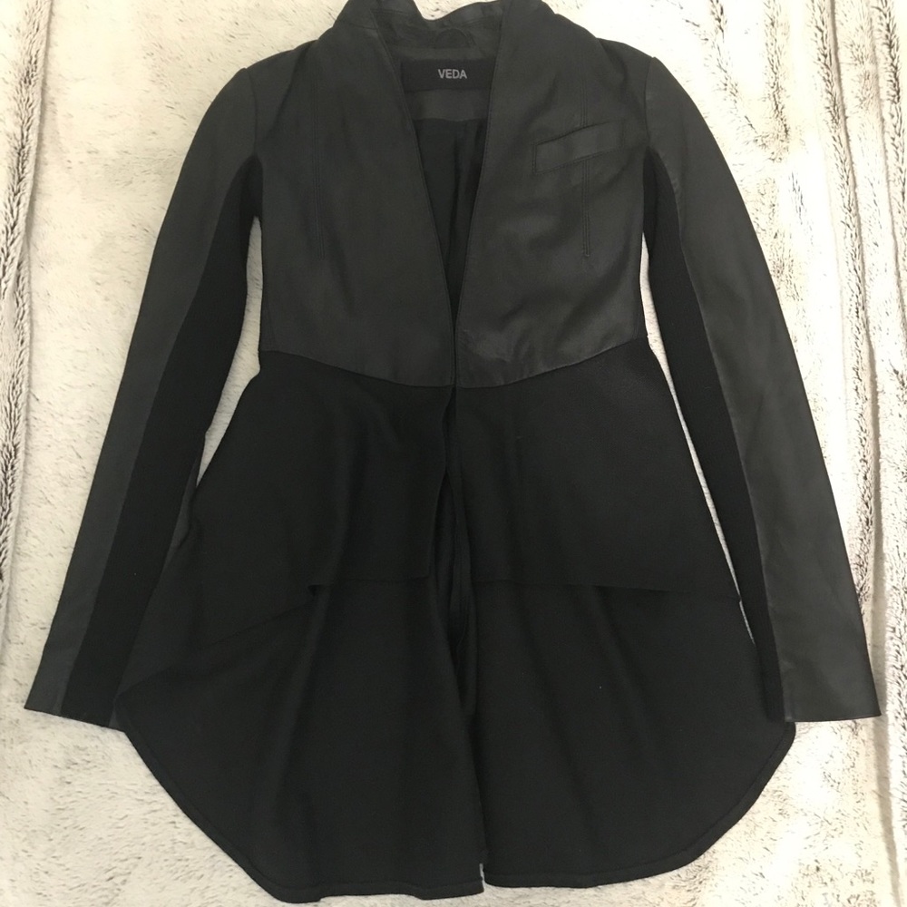 Veda leather high-low Jacket